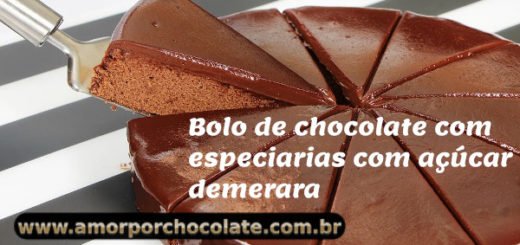 Bolo de chocolate com especiarias com açúcar demerara